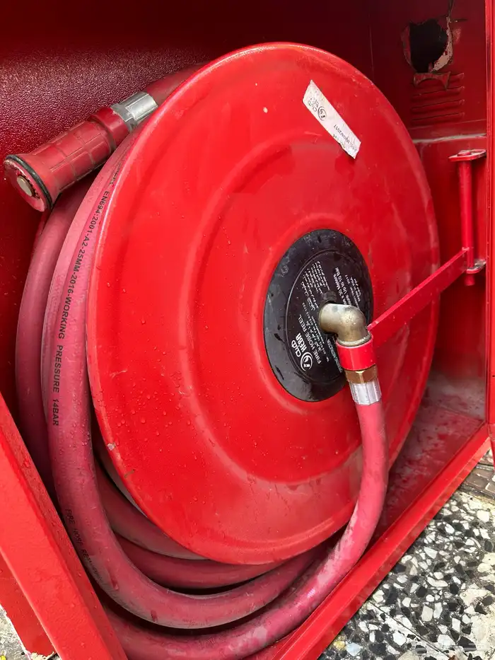 صناديق حريق دفاع مدني 1