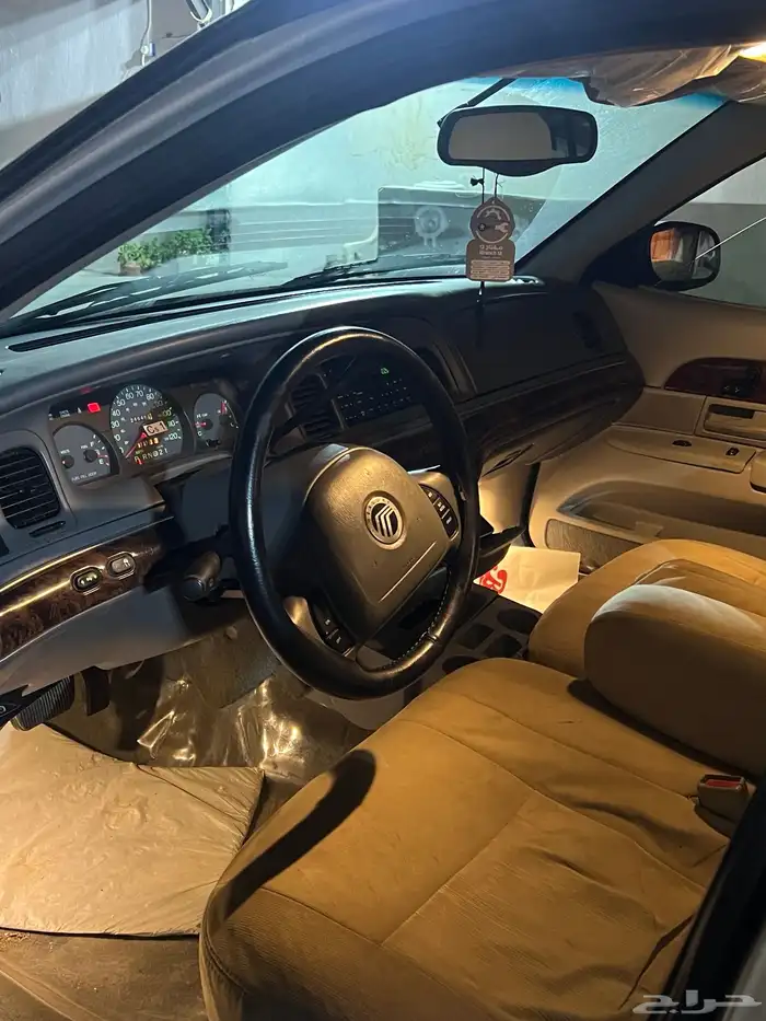 فورد قراند ماركيز 2004 فل كامل 9