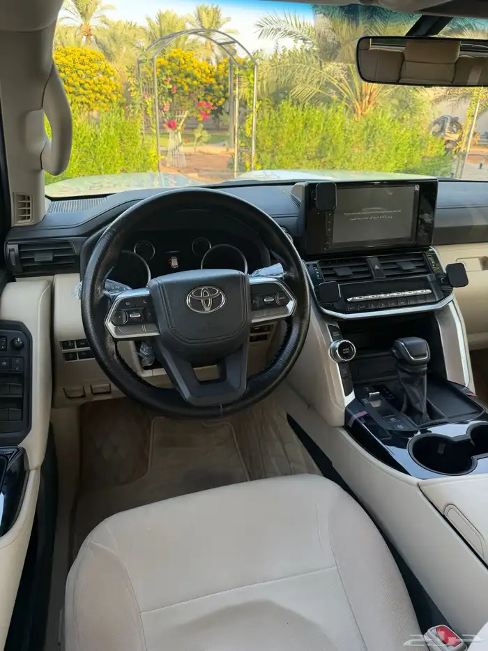 (تم البيع) لاندكروزر جكسار L2 ديزل 2022 29