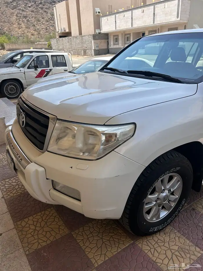 لاندكروزر فل كامل قير عادي 2