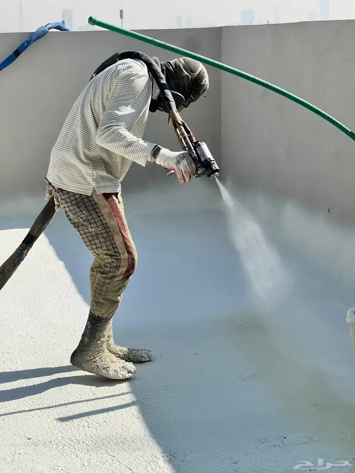 شركة عزل اسطح من الامطار عزل فوم ضمان10 سنوات 0