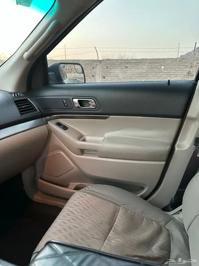 فورد اكسبلورر 10