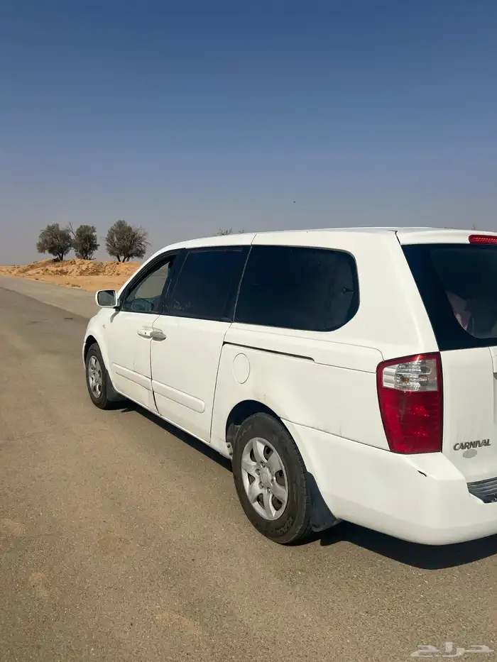 كيا كرنيفال 2