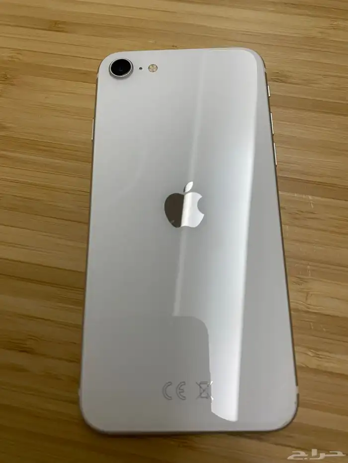 ايفون SE نظيف 5