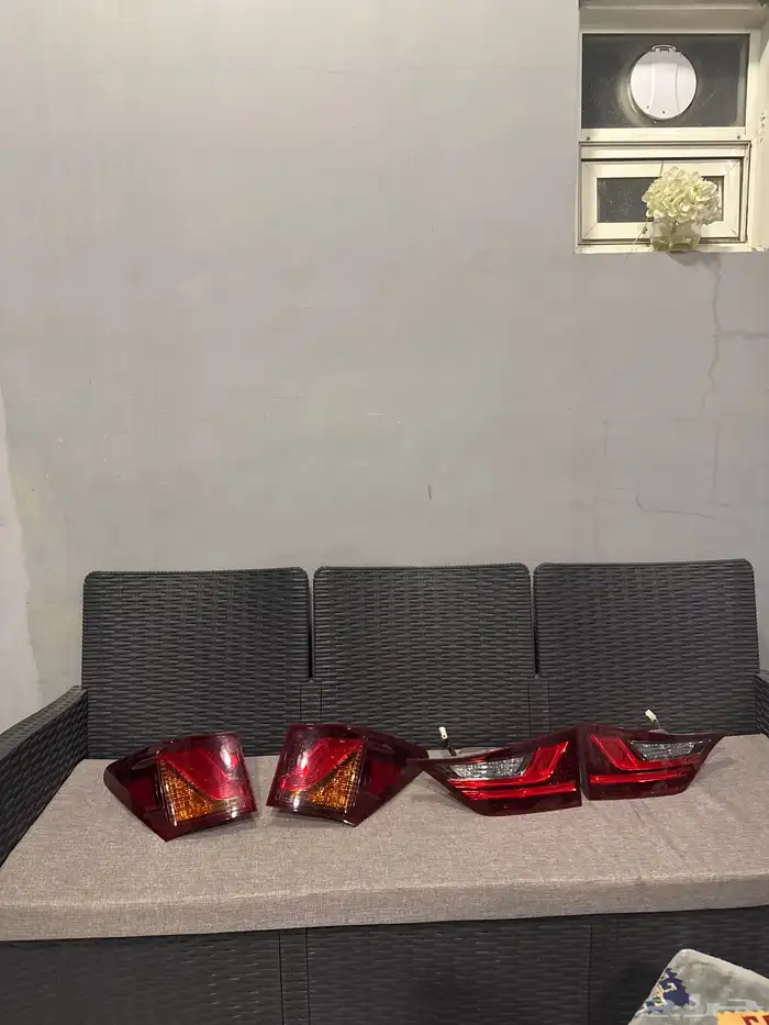 قطع غيار لكزس GS 4