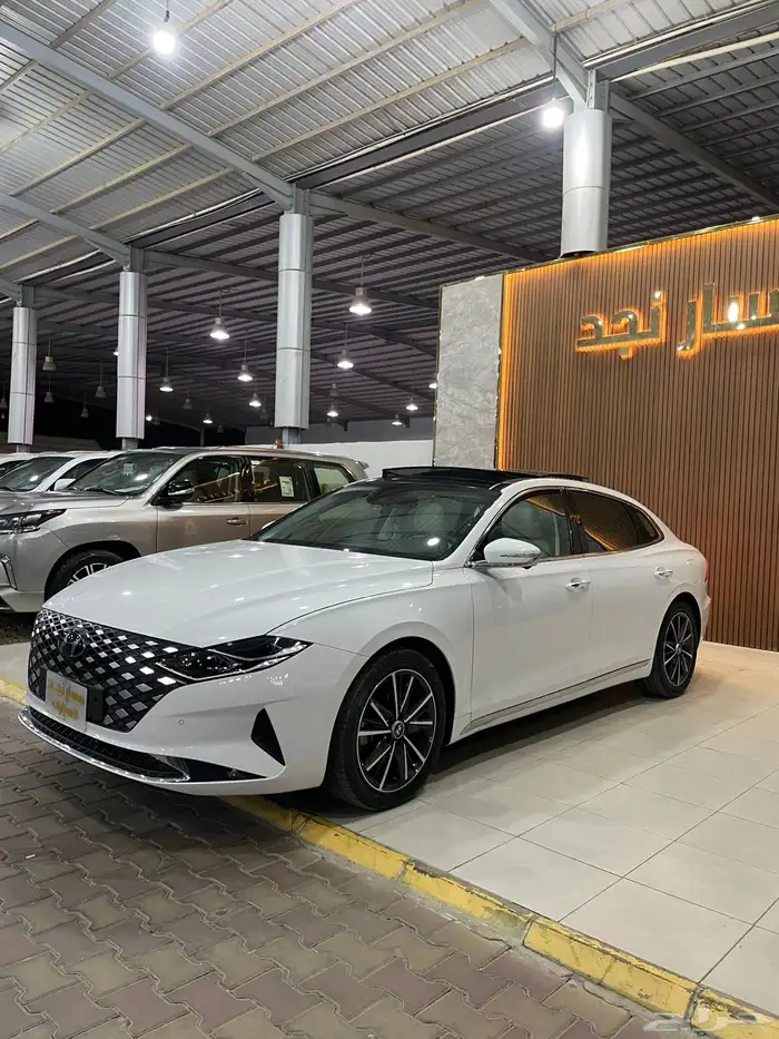 ازيرا موديل 2023فل كامل V4 5