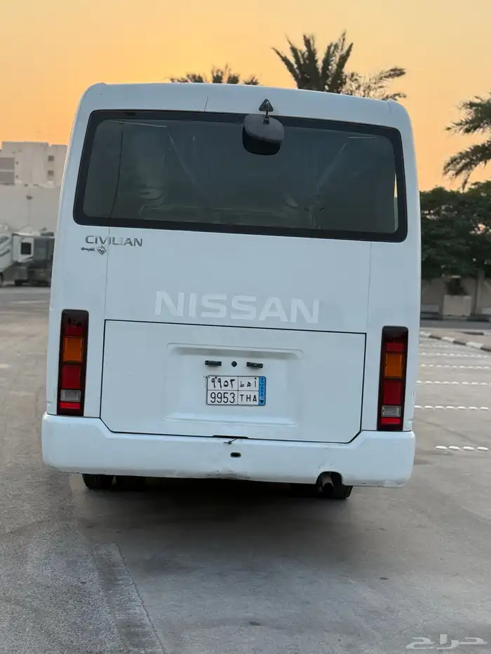 باص نيسان سلفيان 2014 ديزل 30 راكب 8