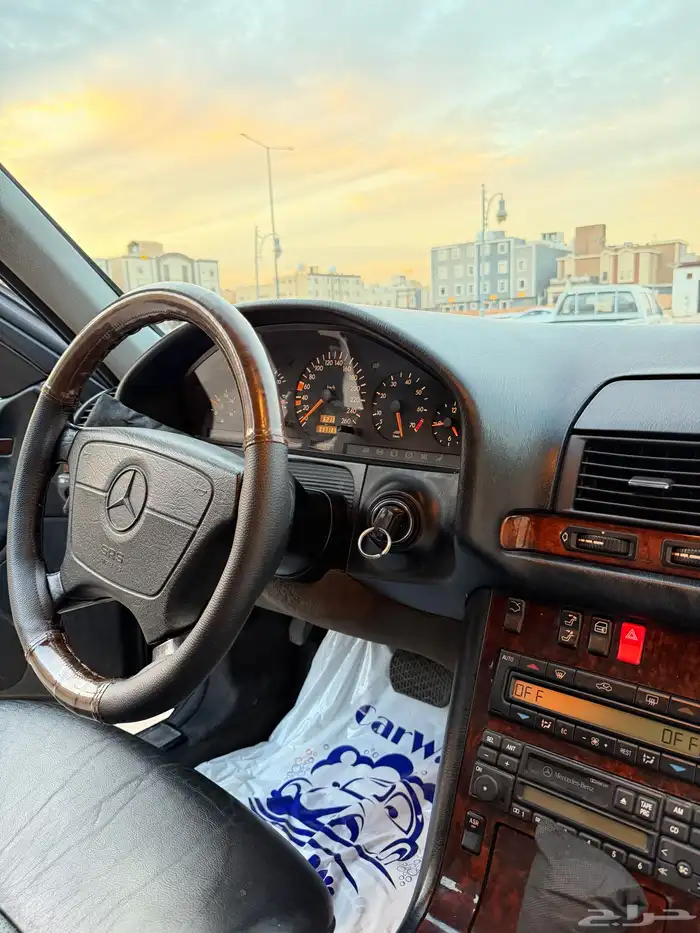 مرسيدس شبح موديل 97 مخزن نضيف جدا ممشى قليل وكاله 19