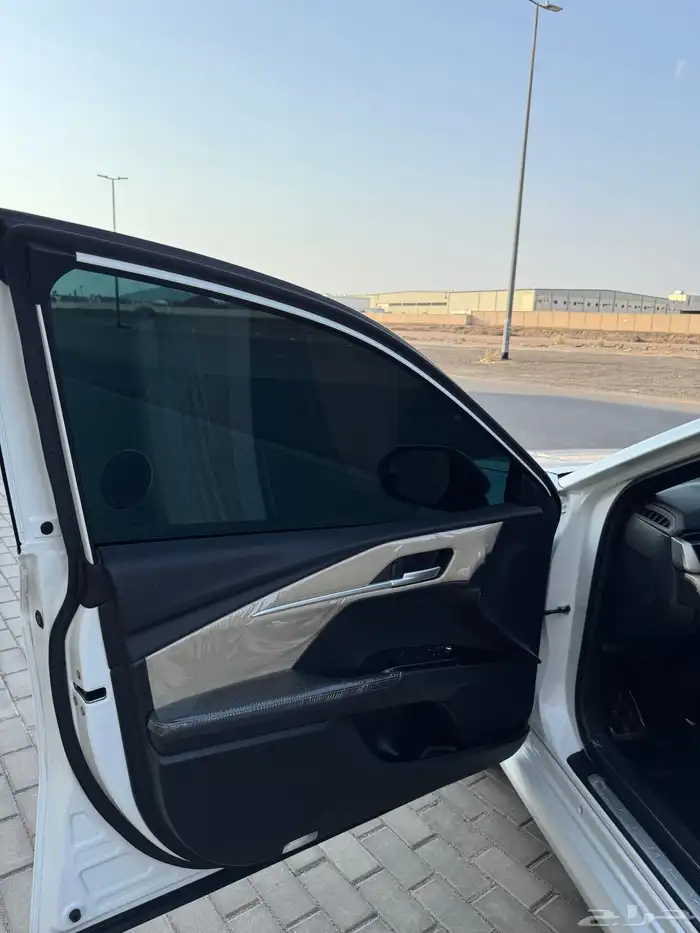 كامري 2025 LE 12