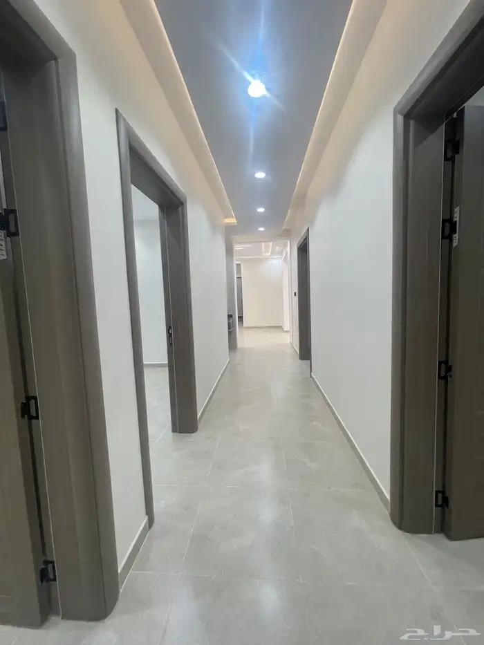 للبيع شقق نظام ادوار شغل راقي بخميس مشيط 18