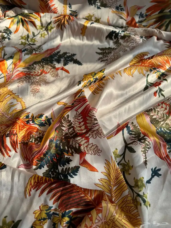 اقمشه وكلف للبيع بالجمله وعلى السوم 20