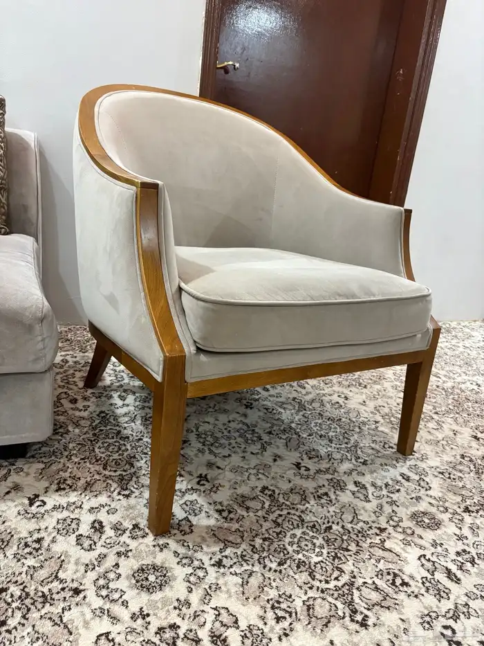 اثاث مستعمل ونظيف 0