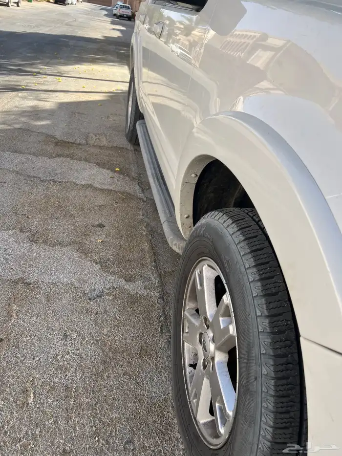 للبيع اكسبلور 2010 دبل 5