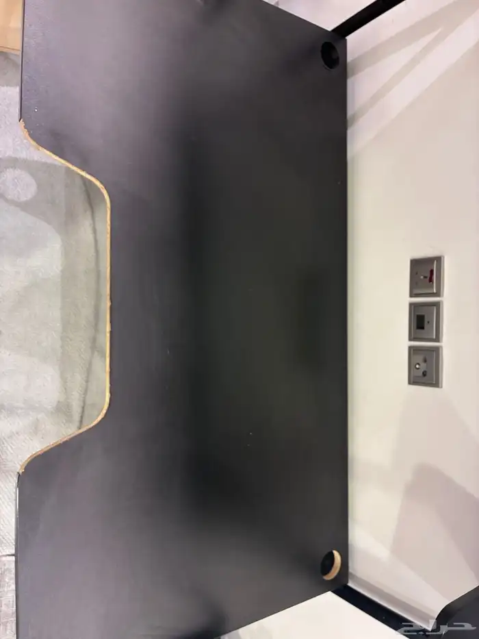 طاولة مكتب كبيرة مع رف علوي 3