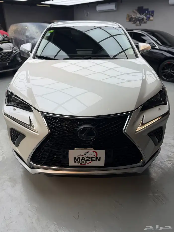 لكزس NX200 0