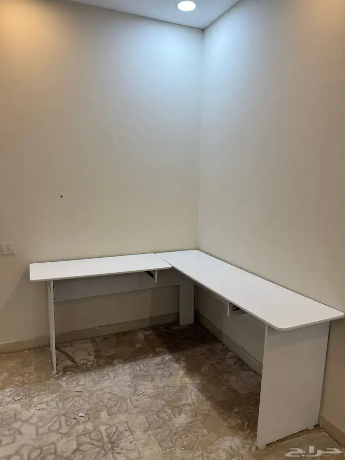 مكتب للبيع سهل التركيب وخفيف 4