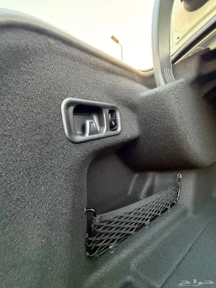 مرسيدس E CLASS 2024 21