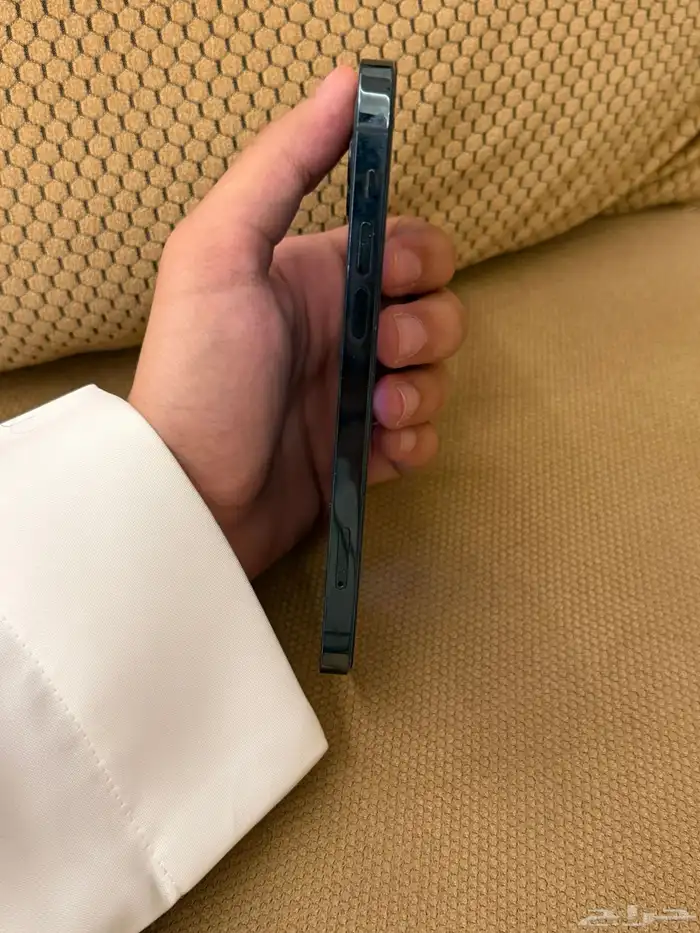 جوال ايفون 3