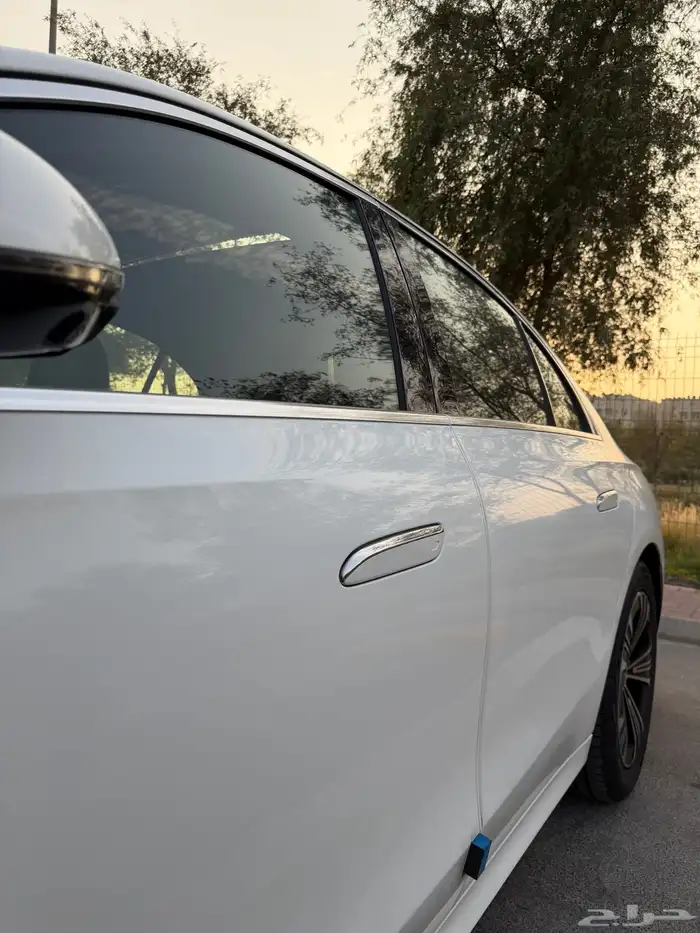 مرسيدس E CLASS 2024 12