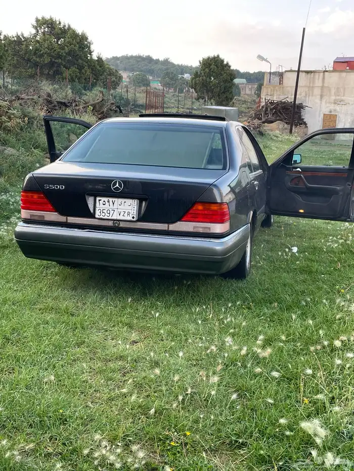 شبح 1995 320 ياباني 1