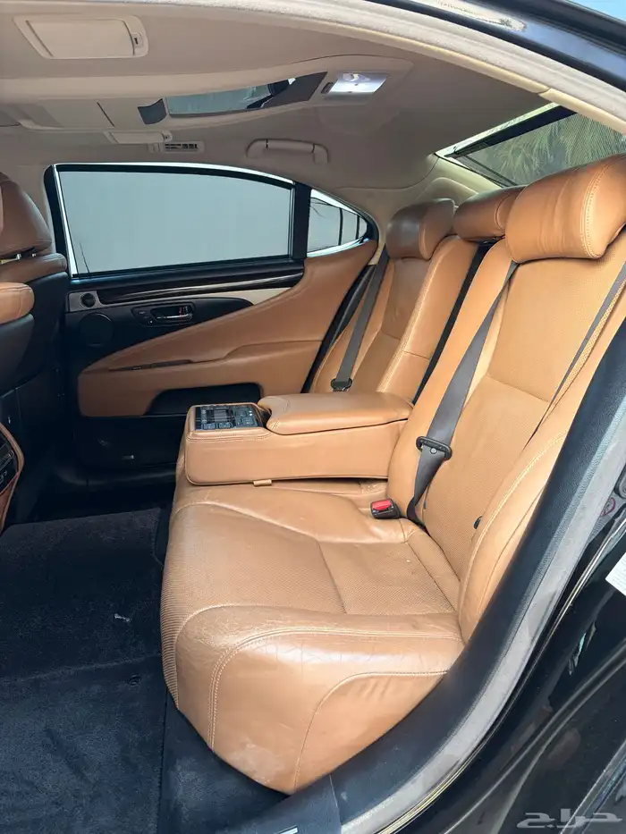 لكزس LS460L اسود 2013 نظيف جدا 11
