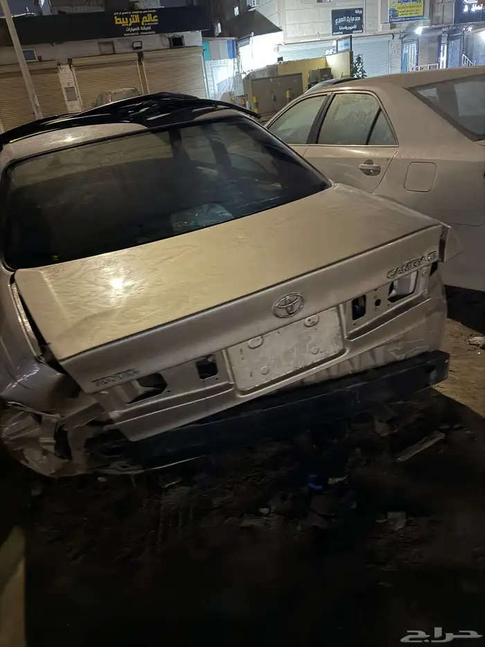 ابواب وشنطه كامري 2001 2