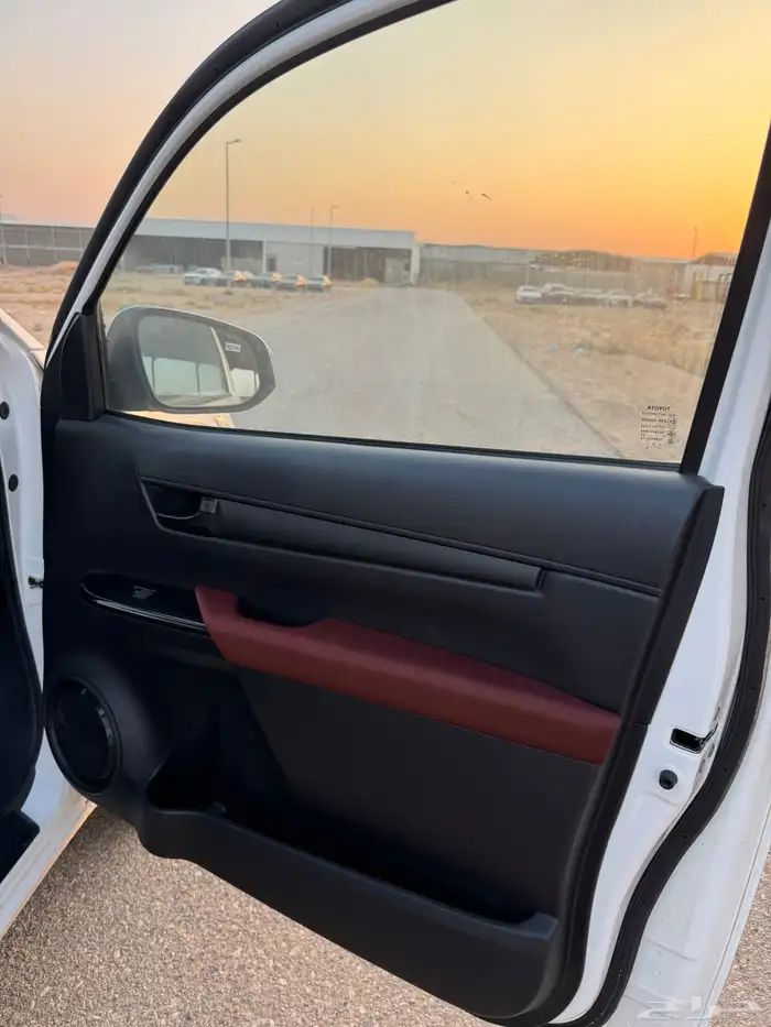 هايلوكس غماره 2023 فل كامل اصفار 53