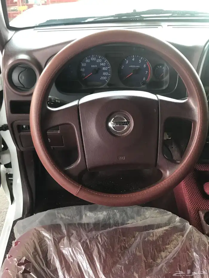 نيسان غمارتين GL-E موديل 2015 20