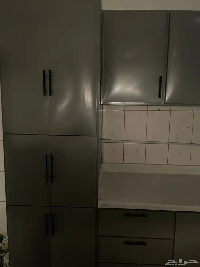 للبيع اثاث   كنب   مطبخ متكامل 6
