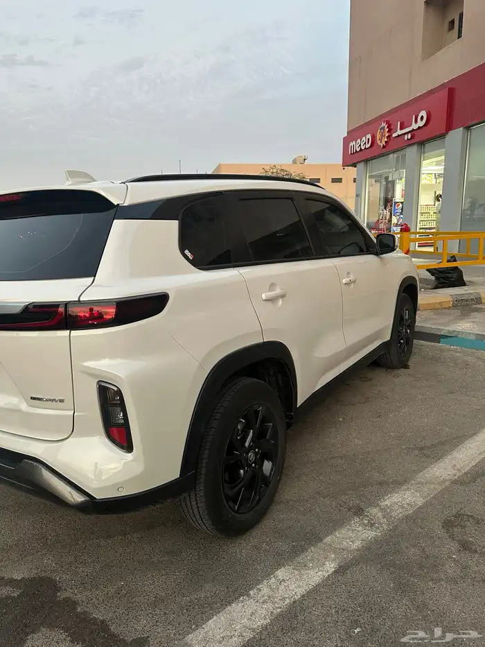 تايوتا اوربان كروزر2025 13