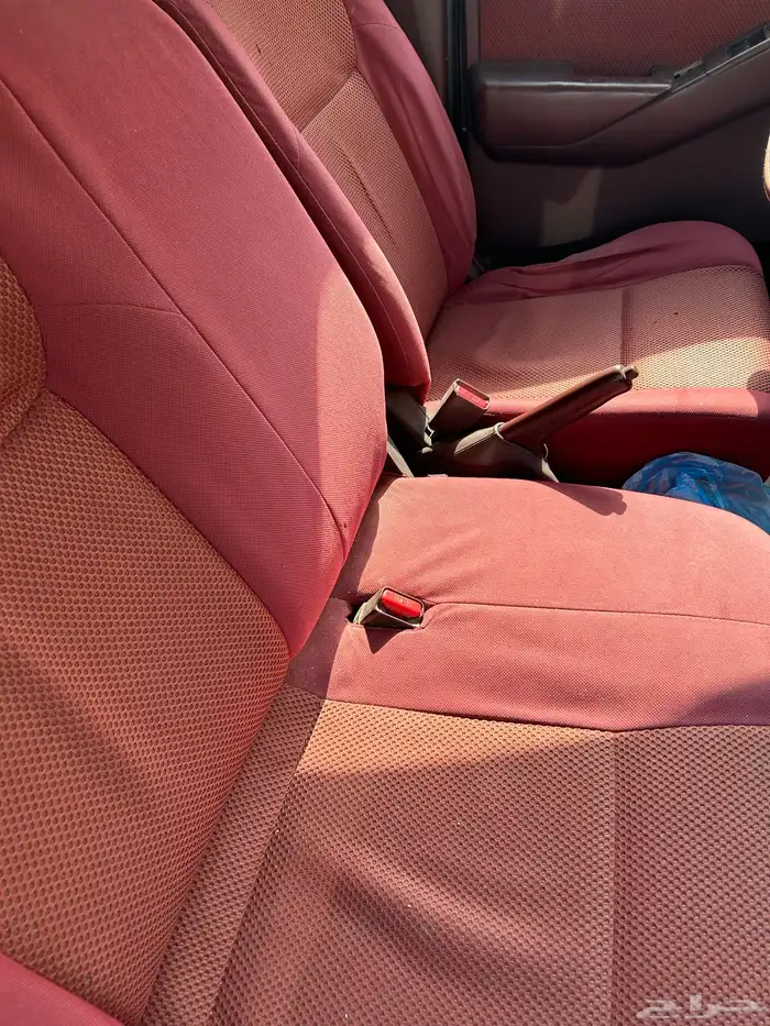 نيسان نفارا غمارتين مديل2010. مجدد ومفحوص 2