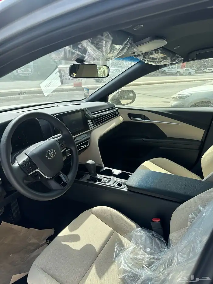 عرض خاص كامري 2025 E تيتيانيوم ستاندر سعودي ب112.900 شامل ا 3