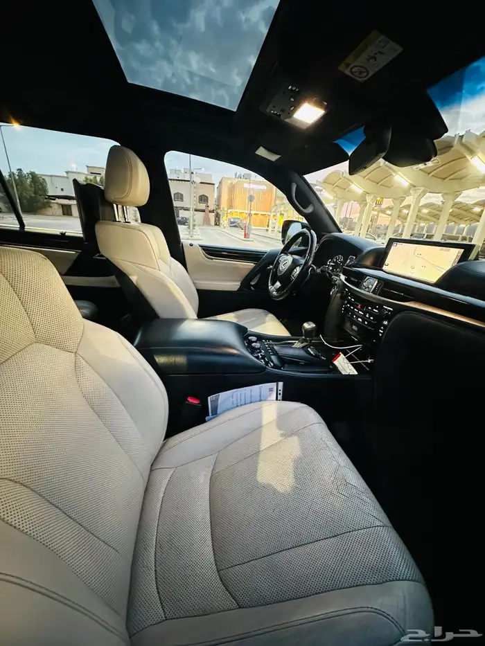 للبيع لكزس LX570s الموديل 2018 محركات وكاله السعر 225000 21
