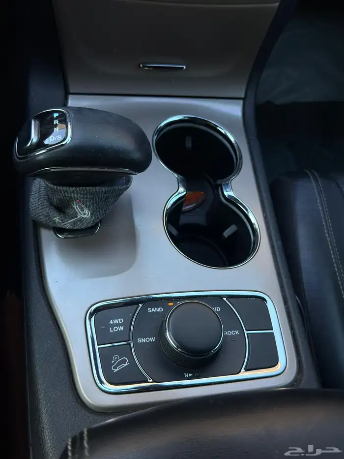 جيب قراند شروكي 2015 لمتد فل كامل 7