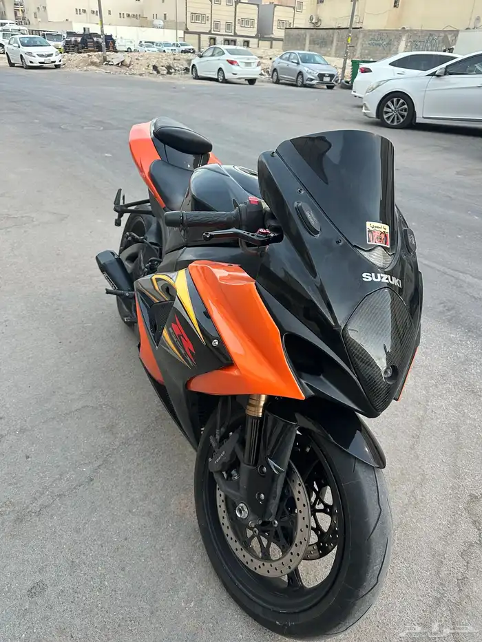 دباب سوزوكي 1000 4