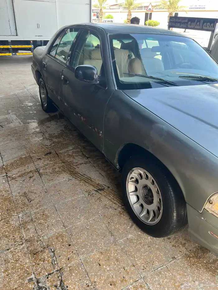 فورد فيكتوريا موديل 2000 3