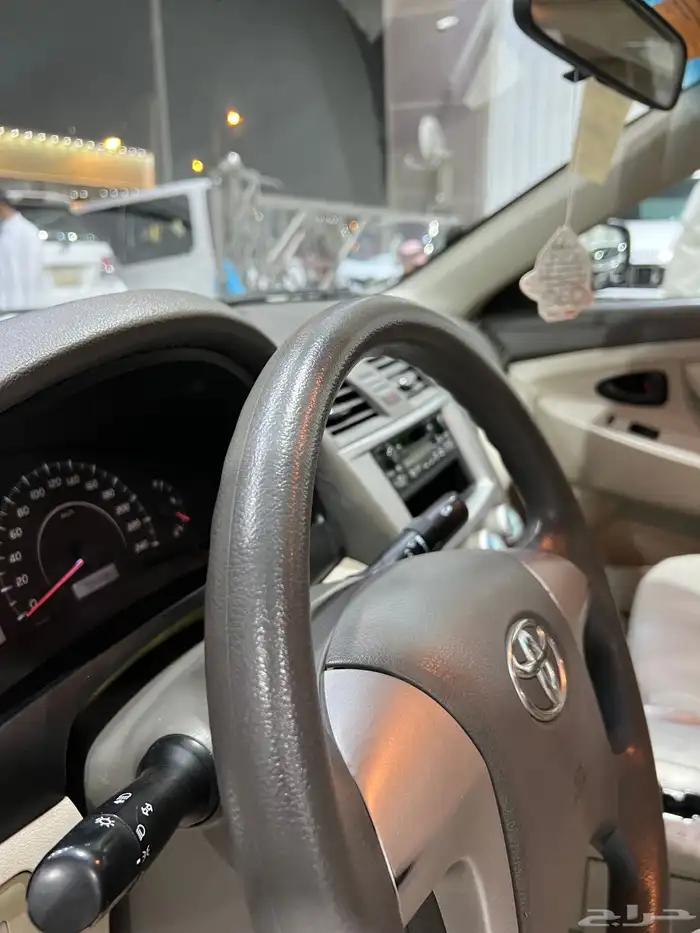 للبيع تويوتا كامري موديل 2011 6