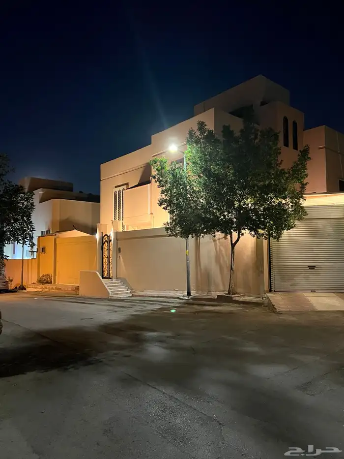 للبيع فيلا بحي الزهره بالسويدي مساحه 500 متر 1