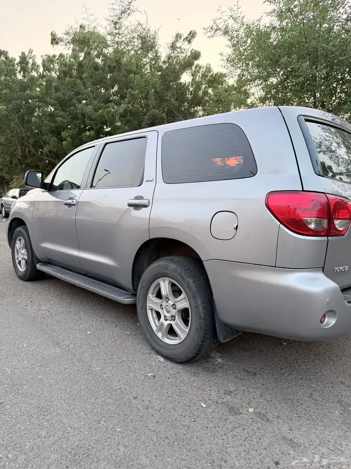 تويوتا سيكويا 2009 8