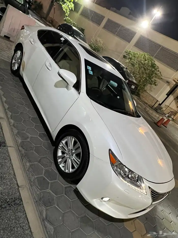 لكزس Es250 2015 4