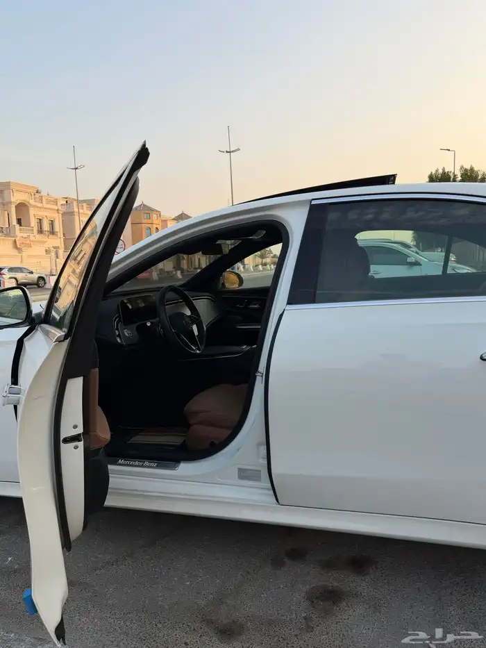 مرسيدس E CLASS 2024 13