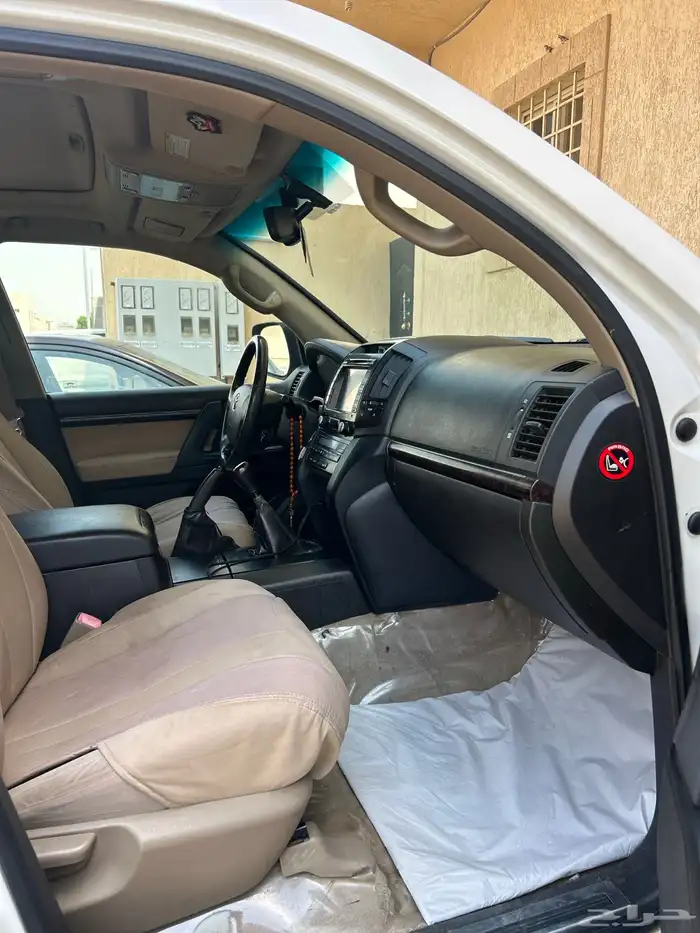لاندكروزر فل كامل قير عادي 5