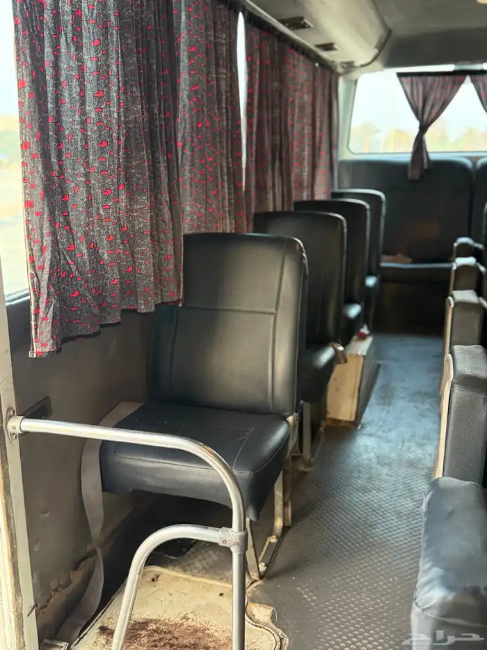 باص نيسان سلفيان 2014 ديزل 30 راكب 20