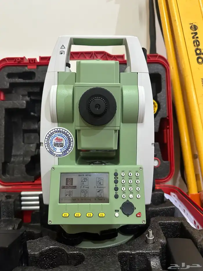 جهاز مساحة توتل استيشن لايكا TS 09 0