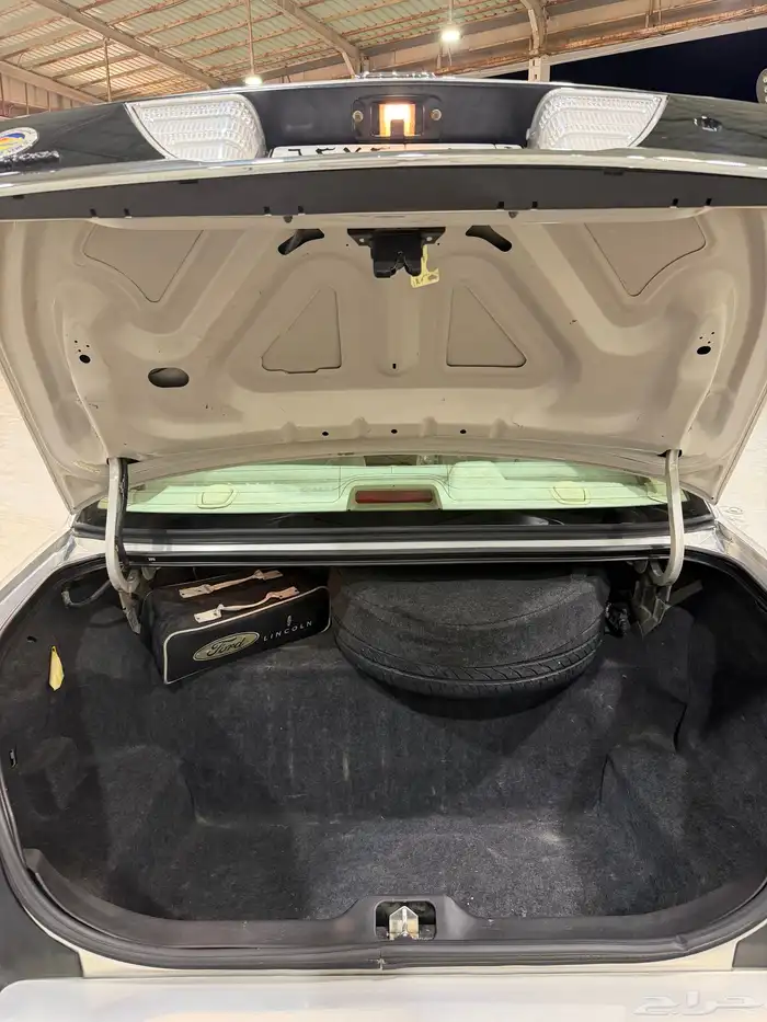 فورد  فكتوريا 2011 17