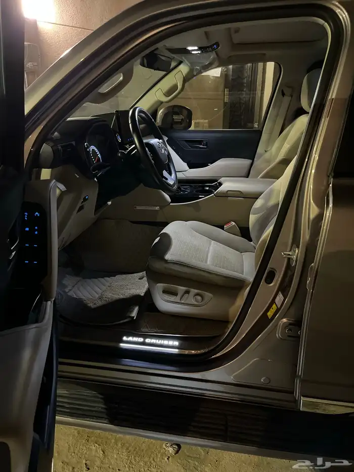 لاندكروزر 2024 رقم 3 ديزل 11