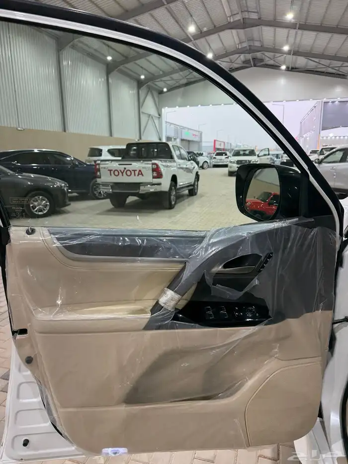 لكزس LX 570 2017 فل كامل DD بودي وكالة 18