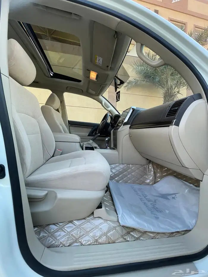 تويوتا- لاند كروزر-2019-GXR-ديزل- V8-قمه النظافه 30