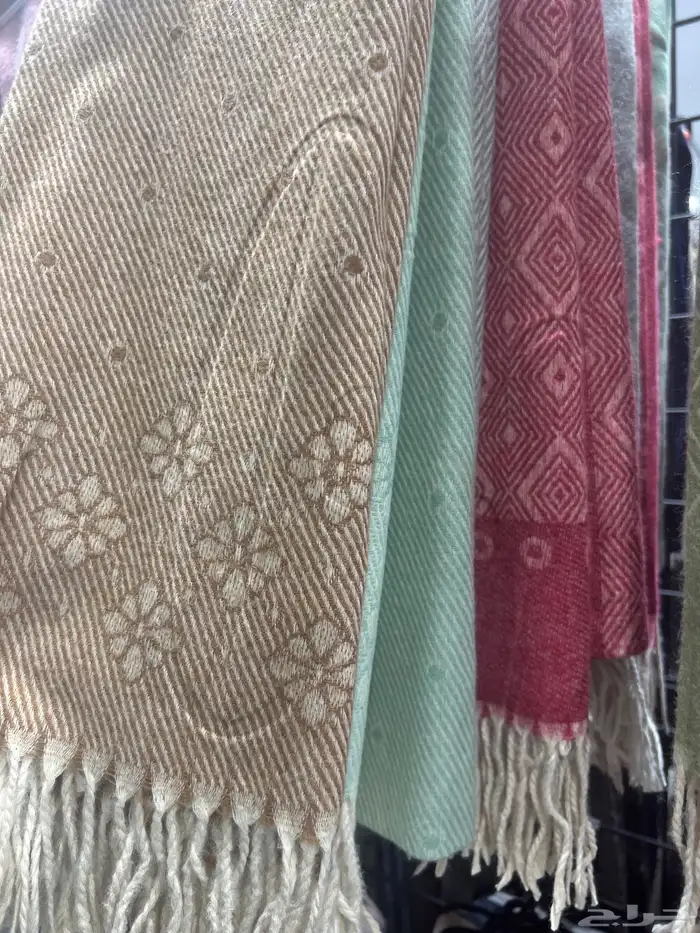 قماش كشميري باللفه ومتوفر جاهز بالحبه مع التغليف هدايا 23
