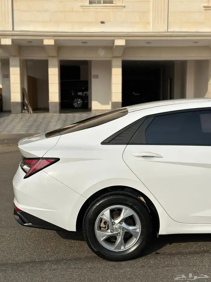 اللنترا 2021 بنزين 43